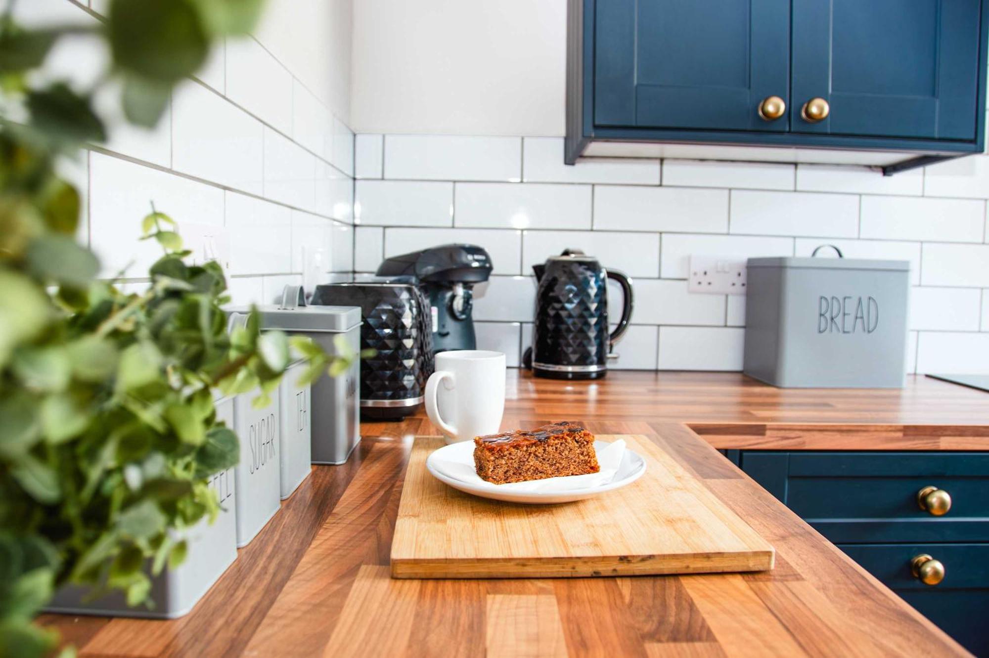 Beautiful Character 3 Bed City Centre Apartment Бат Екстериор снимка